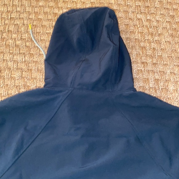 NWT Active by Old Navy Jacket green with light green zippers sz S - Picture 8 of 11